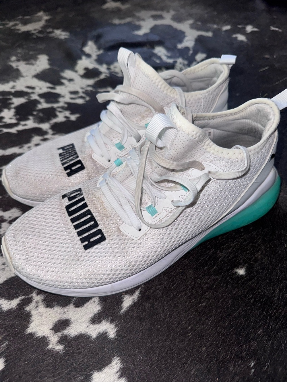 Puma Women’s White Sneakers with Teal Heel Accent